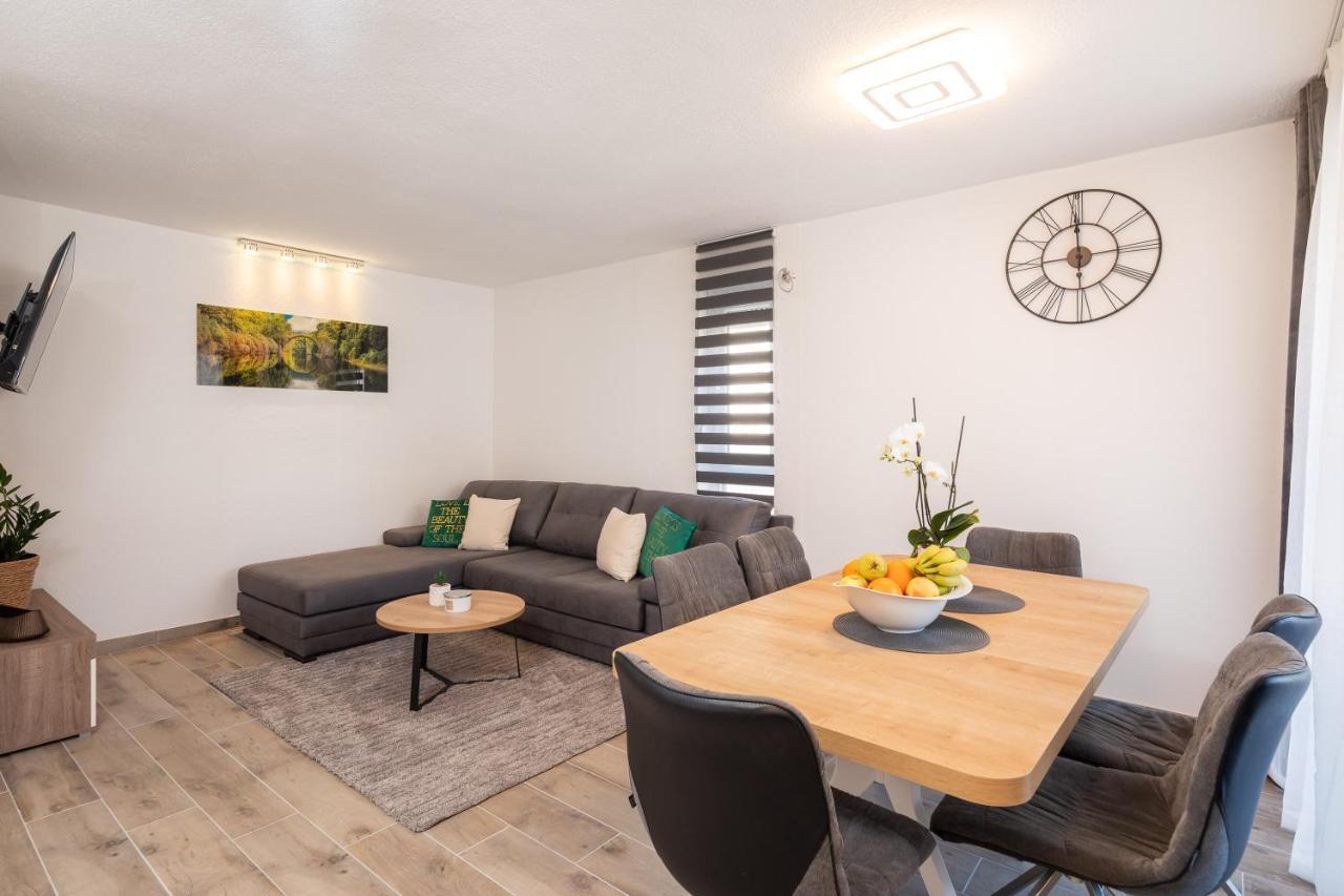 River Park Apartments Omiš Dış mekan fotoğraf